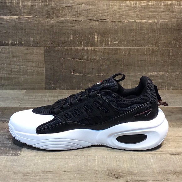 Reebok - Solution Mid Basketball Shoe - Picture 3 of 6